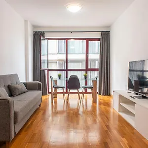 moderno-apartamento-a-5-min-de-la-playa-canteras.in-canary-islands.com/